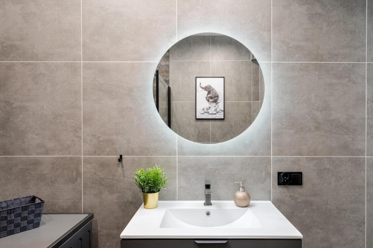 Basztowa Apartments By Vsi Krakow Dış mekan fotoğraf
